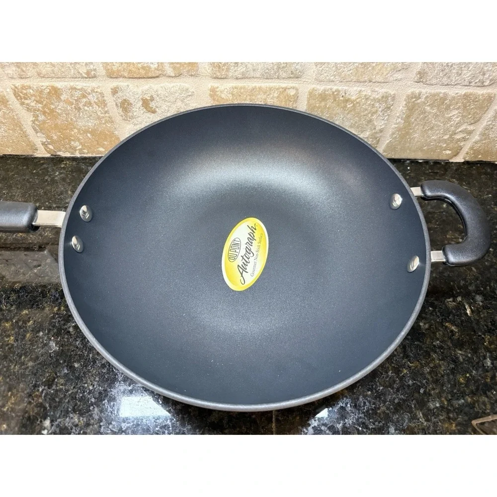 NEW Pampered Chef 12